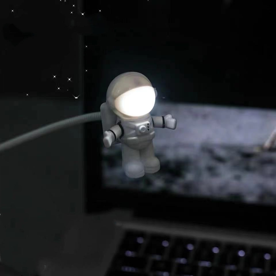 Astronaut LED Night Light USB Small Table Lamp
